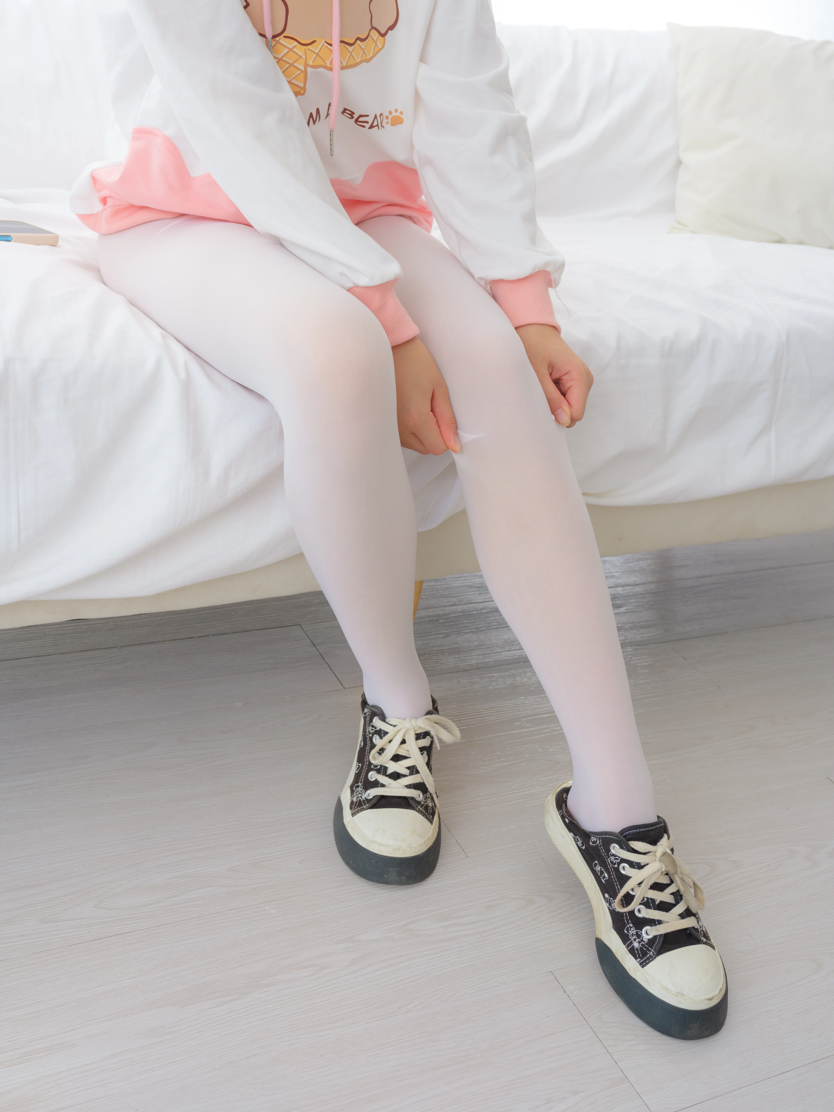 森萝财团 内部 雨云 12E [144P 1V]插图7